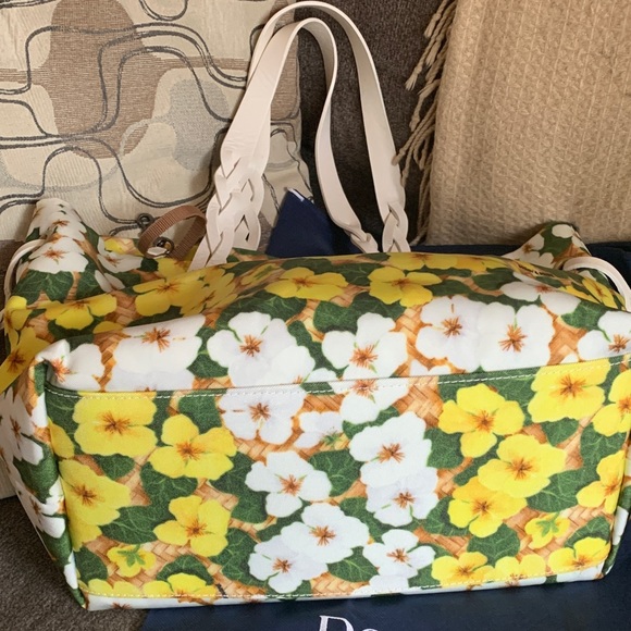 Authentic DOONEY & BOURKE Daisies floral Canvas/leather snap closure tote - Picture 6 of 16